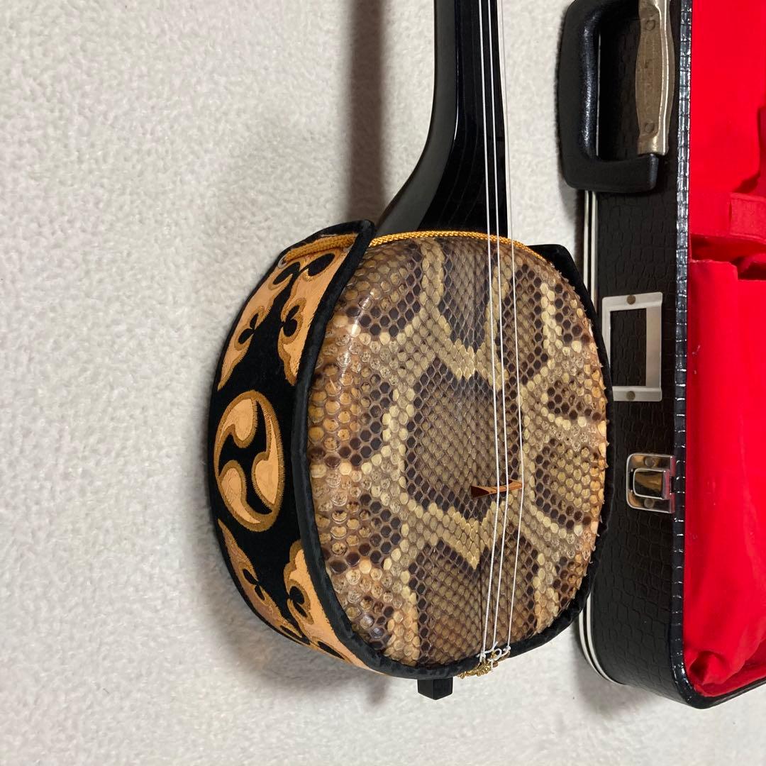 三線　ハードケース付き