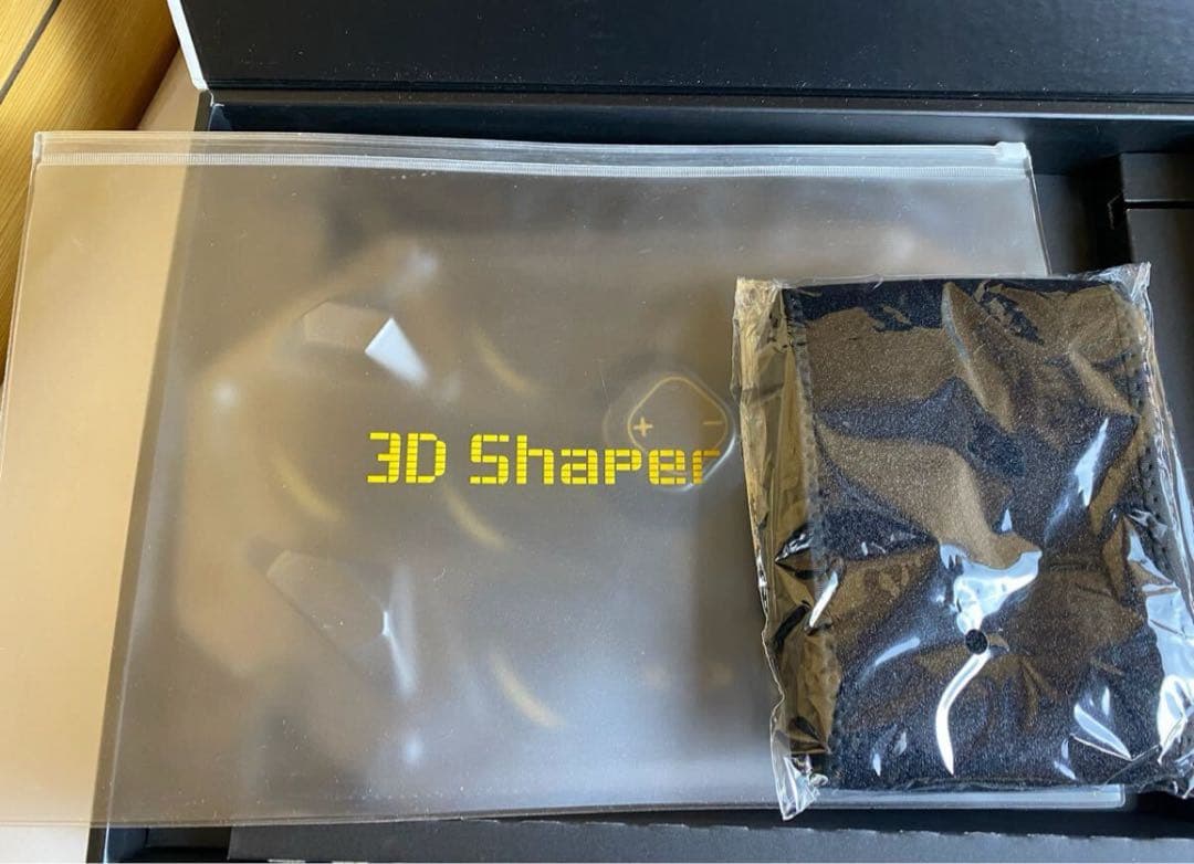 未使用　ライザップ　EMS 腹筋ベルト　3D シェイパー　RIZAP