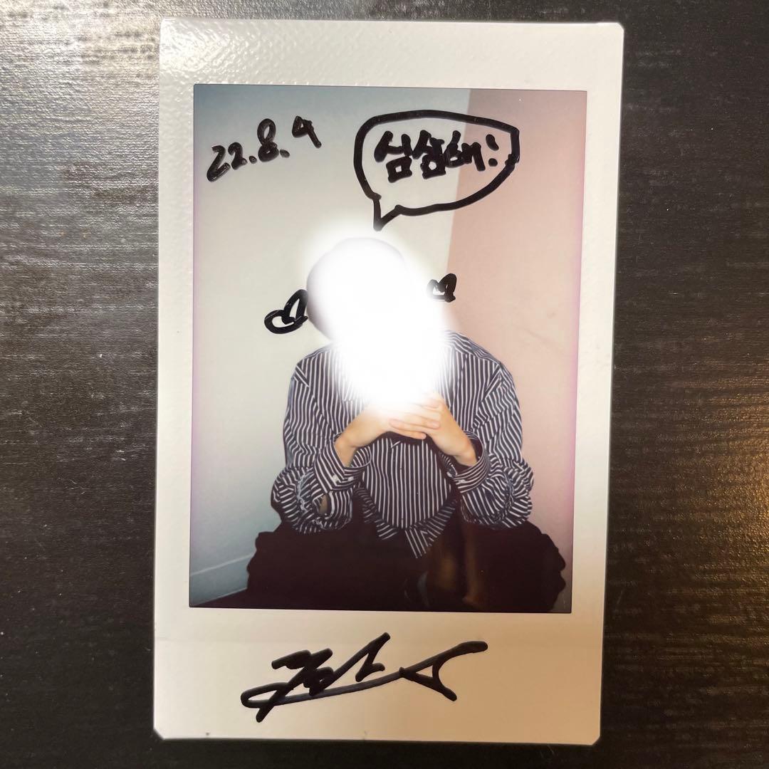 OX:N OMEGA X イェチャン 直筆　サイン入り　ポラ　⑤