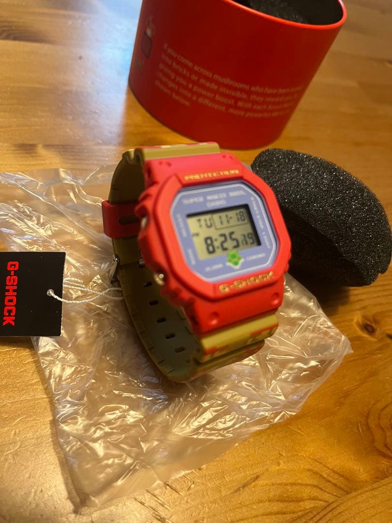 G-Shock スーパーマリオブラザーズ コラボ DW-5600SMB-4JR