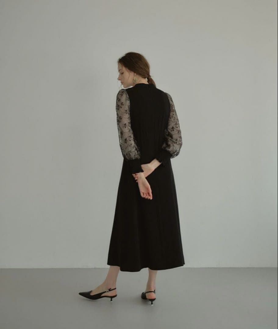 【ANDRESD】 スリーブエンブロイダリードレス