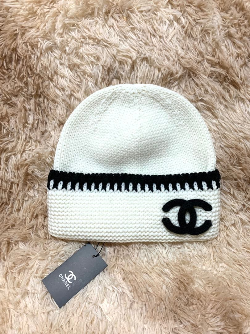 本日のみお値引き　編み込みニット帽　CHANEL 顧客ノベルティ