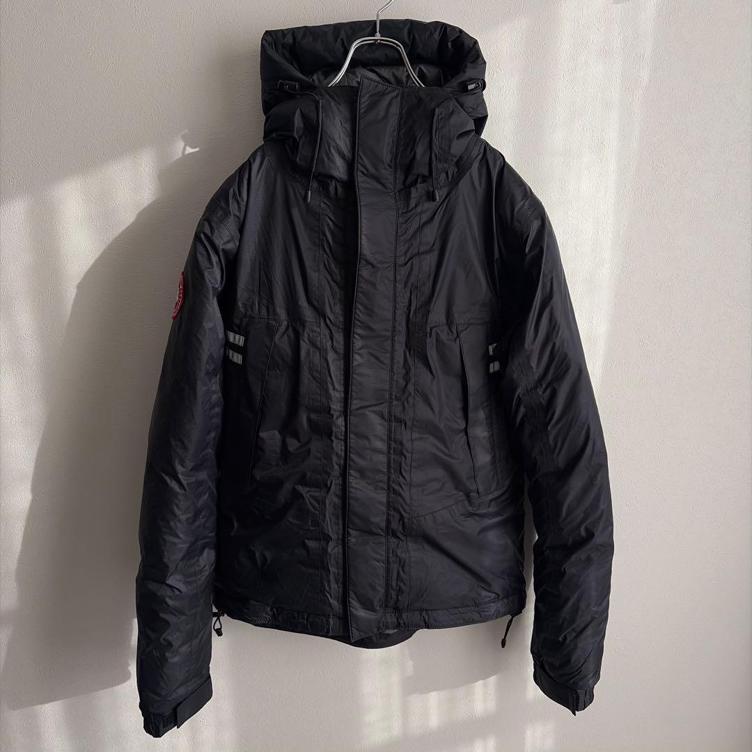 【極美品✨希少】カナダグース　マウンテニアジャケット　ダウン　黒　M相当　ダウン