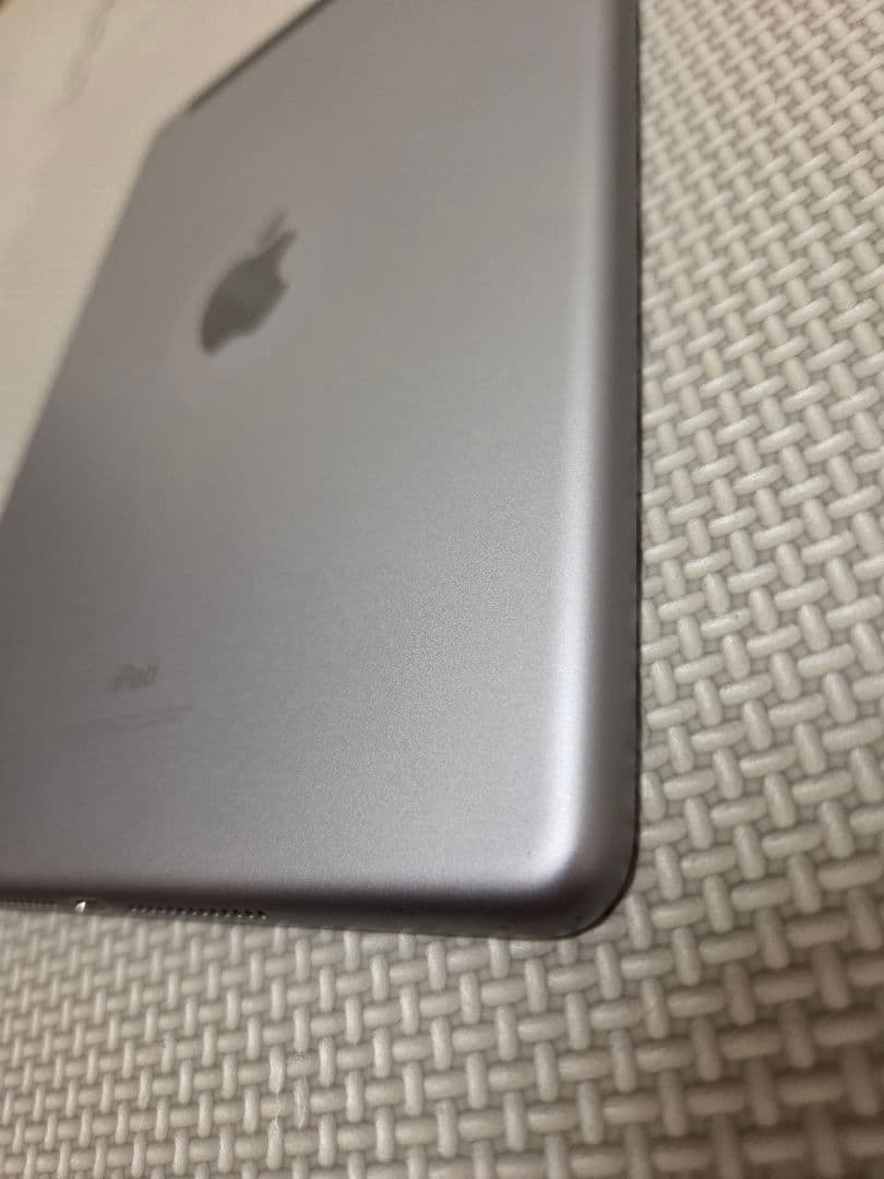 ＊Apple/iPad/第5世代/本体/美品【即購入OKです】