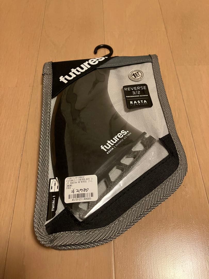 futures REVERSE 3/2 RASTA 新品未使用