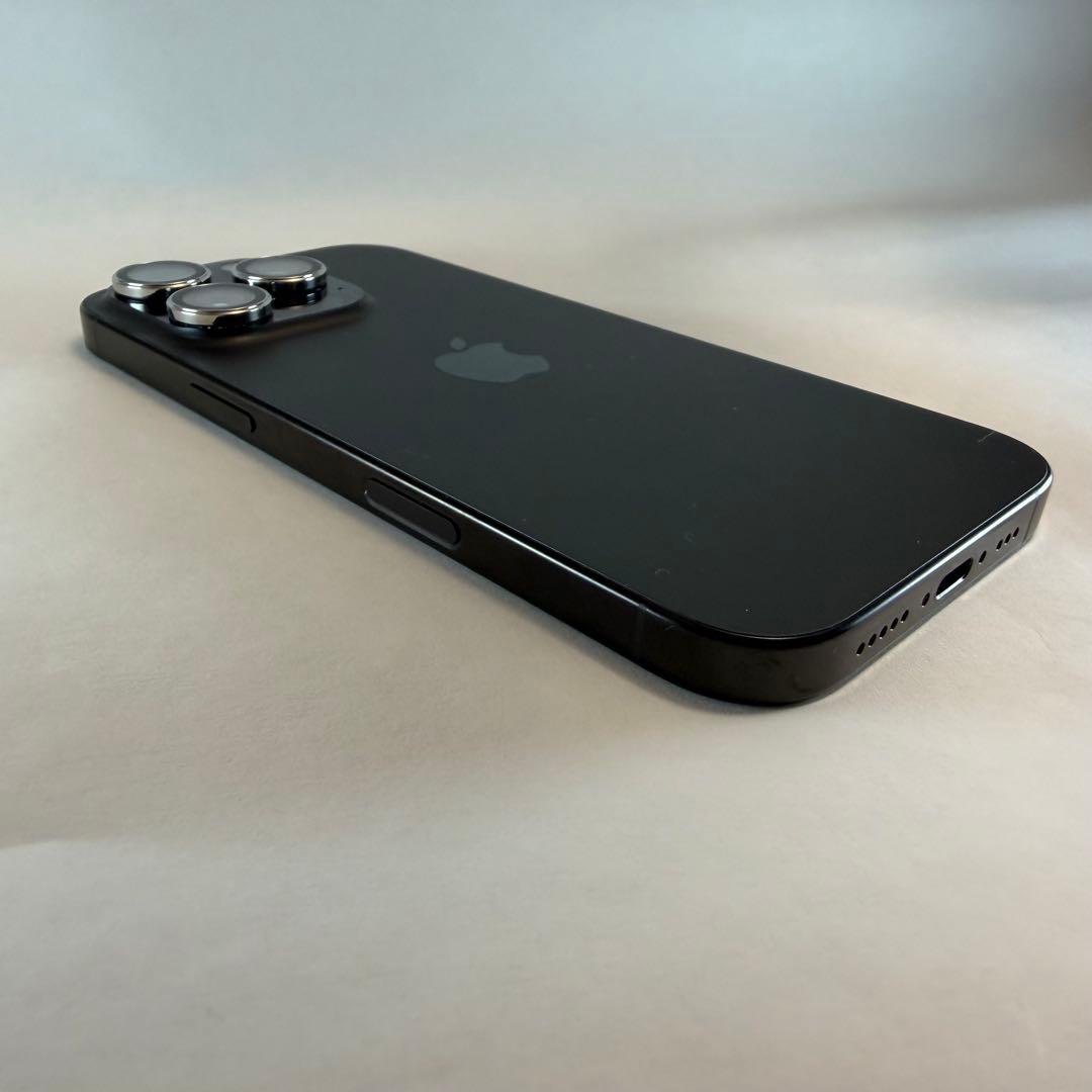Apple iPhone16pro 黒 128GB SIMフリー