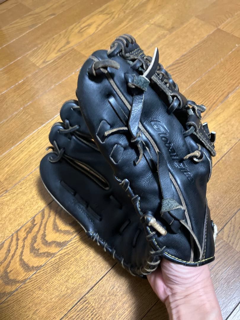 ミズノ 硬式用　グローバルエリート インフィニティ　投手用 グローブ