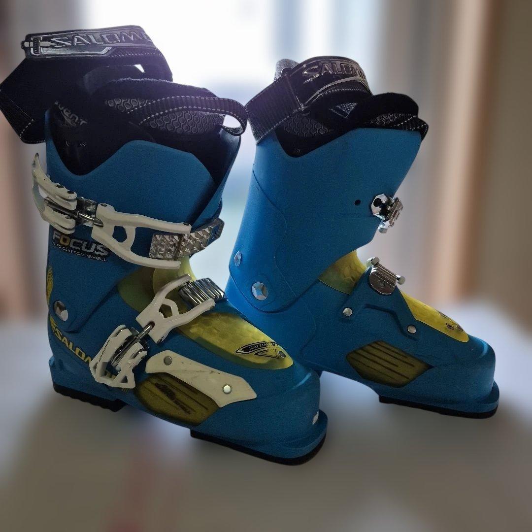 SALOMON スキーブーツ　26～26.5