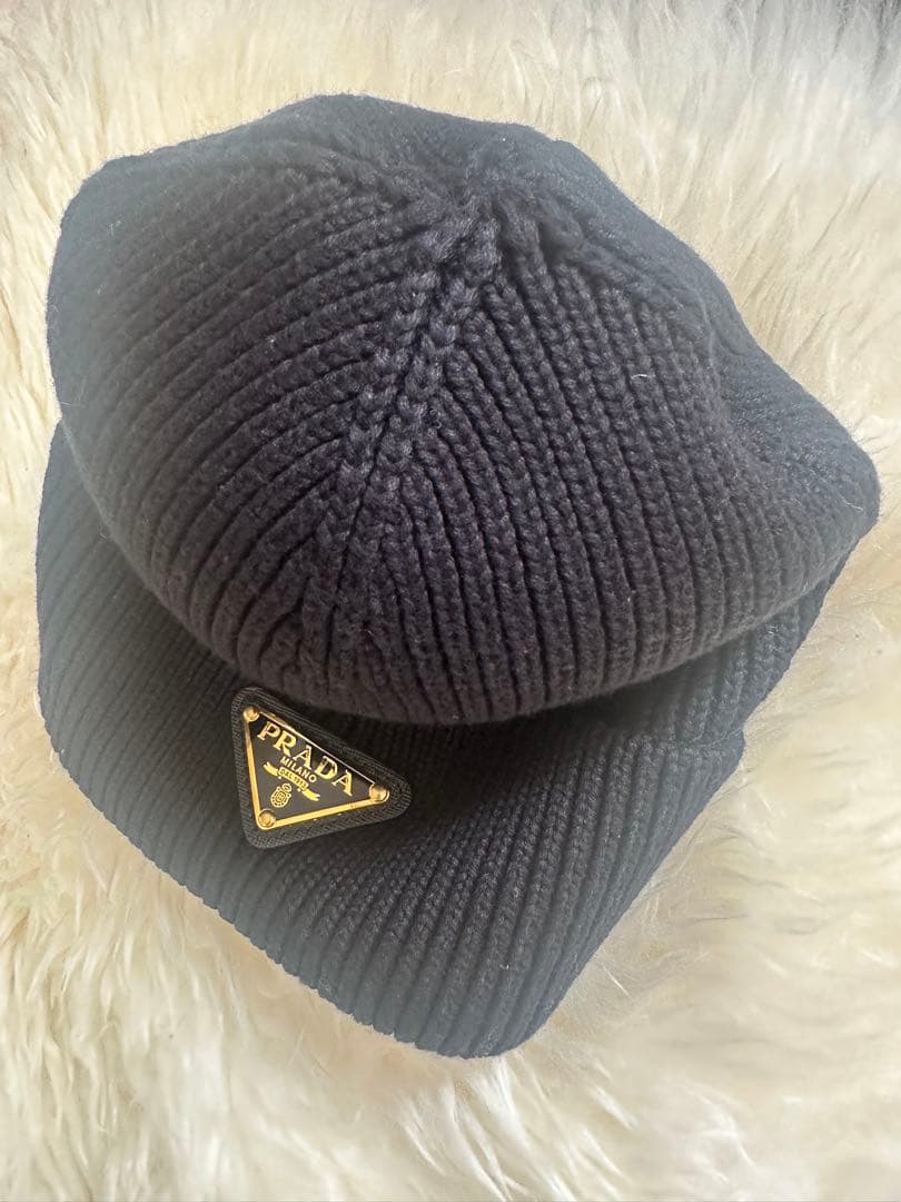 PRADA ブラック ニット帽☆男女兼用
