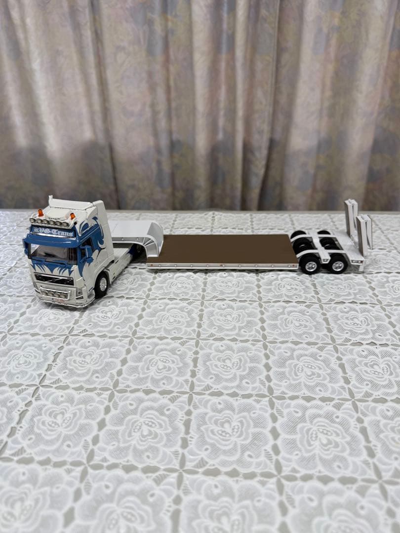 k*a様 ボルボ　トレーラーヘッド　ケンクラフト　セット　1/50