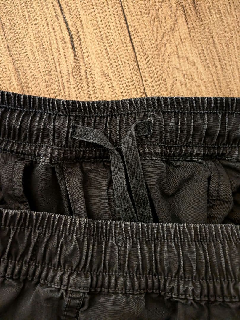 STONE  ブラックカーゴショーツ