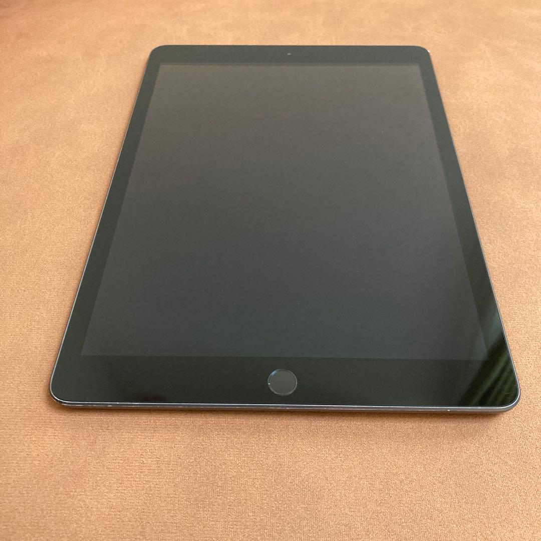 3328【早い者勝ち】電池良好☆iPad7 第7世代 32GB WIFIモデル☆