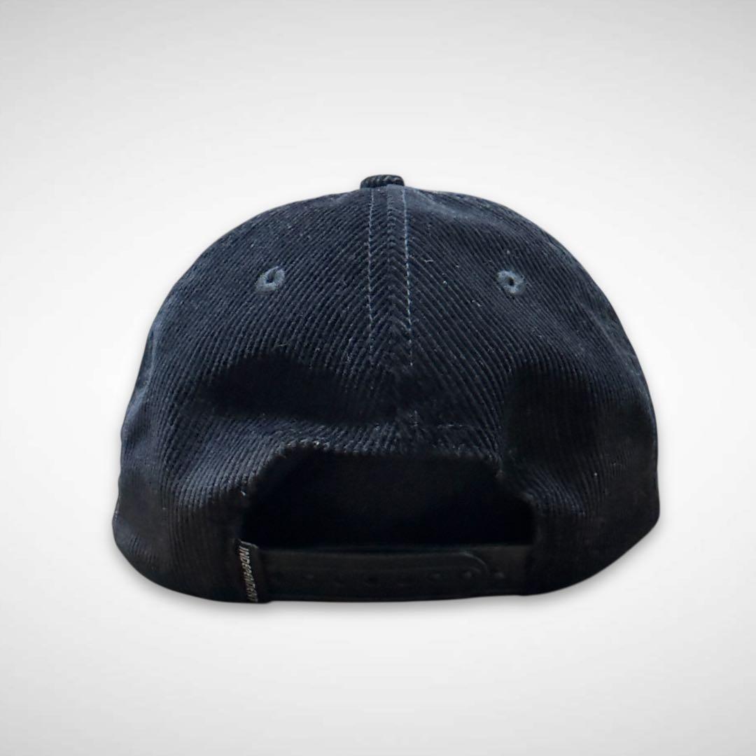 INDEPENDENTブラックコーデュロイキャップ刺繍ロゴスナップバックスケート