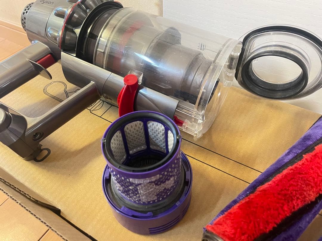 ダイソン V10 Fluffy SV12FFLF ジャンク　新品パーツも多数！