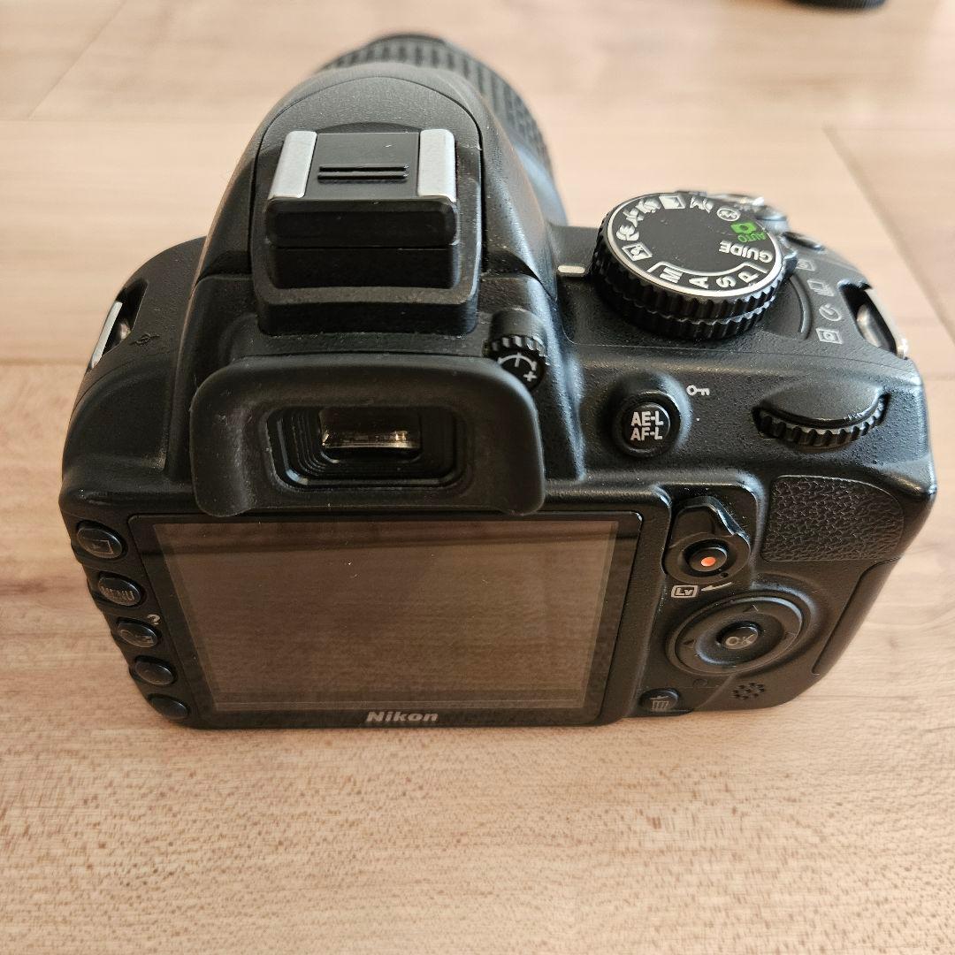 Nikon デジタル一眼レフカメラD3100 & 単焦点レンズ