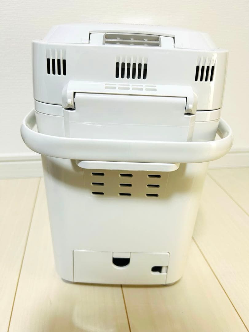 【美品】 ホームベーカリー　Panasonic SD-MT4 2022年製