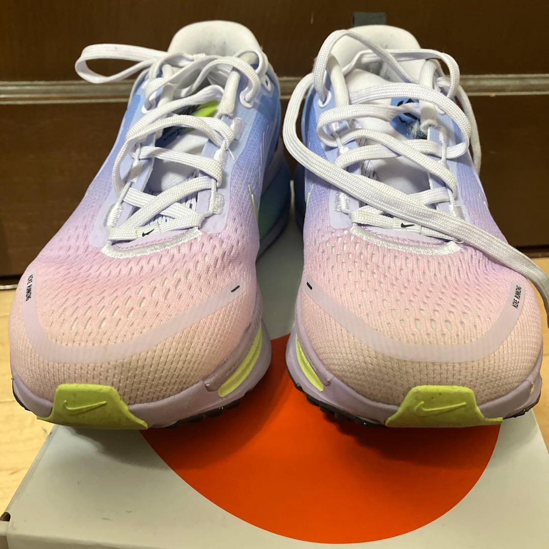 ナイキ ズームボメロ18 Nike Vomero 18 24cm