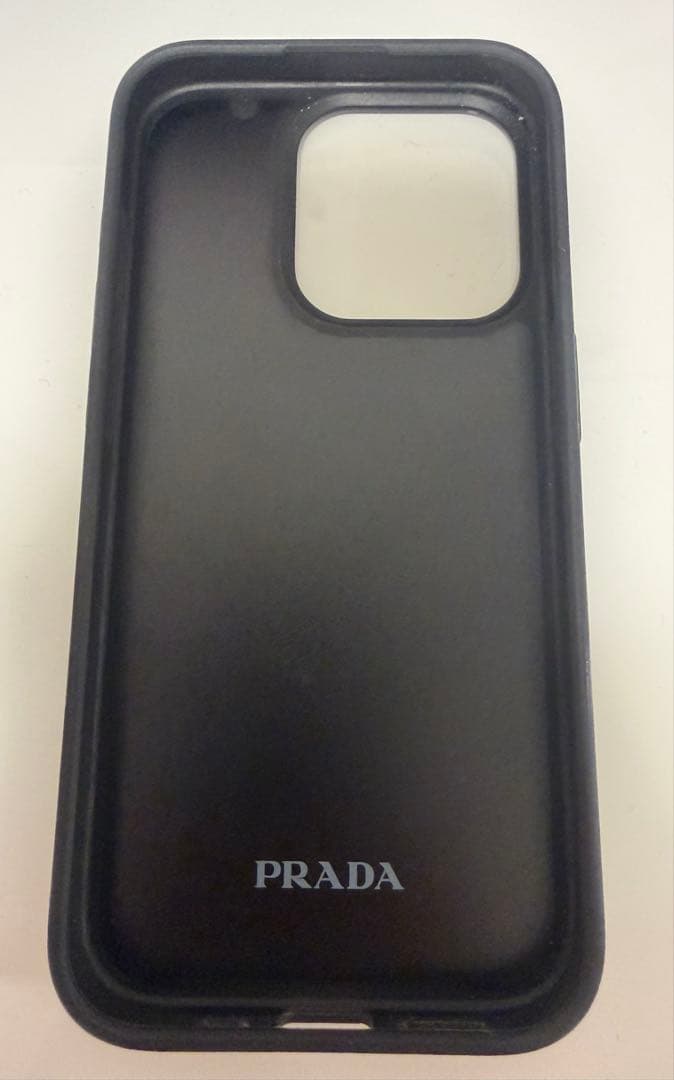 PRADA ブラック iPhone ケース
