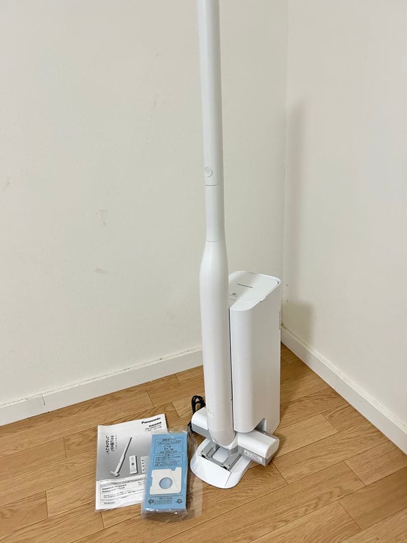 【ミキティ】Panasonic 掃除機 MC-NS10K コードレス