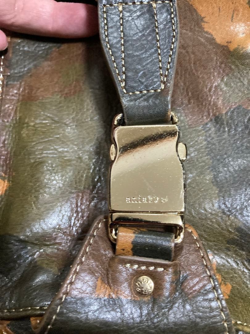 Aniary 迷彩・カモフラ レザーボディバッグ