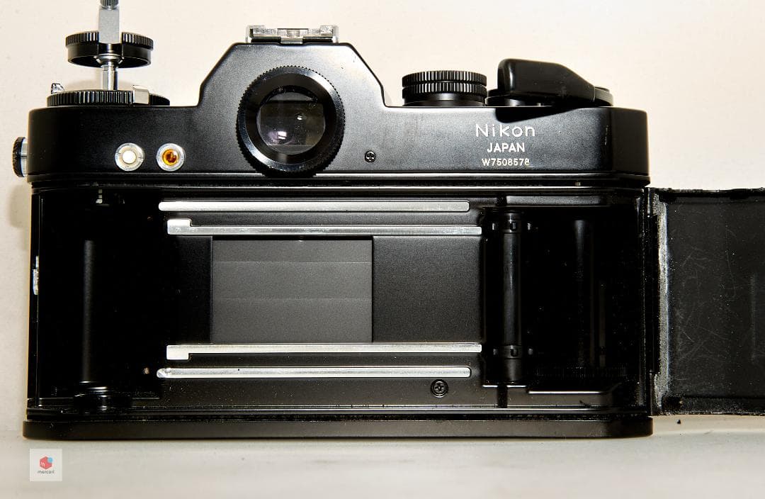 【美品】NIKON Nikomat ELW 35mmフィルム一眼レフカメラ