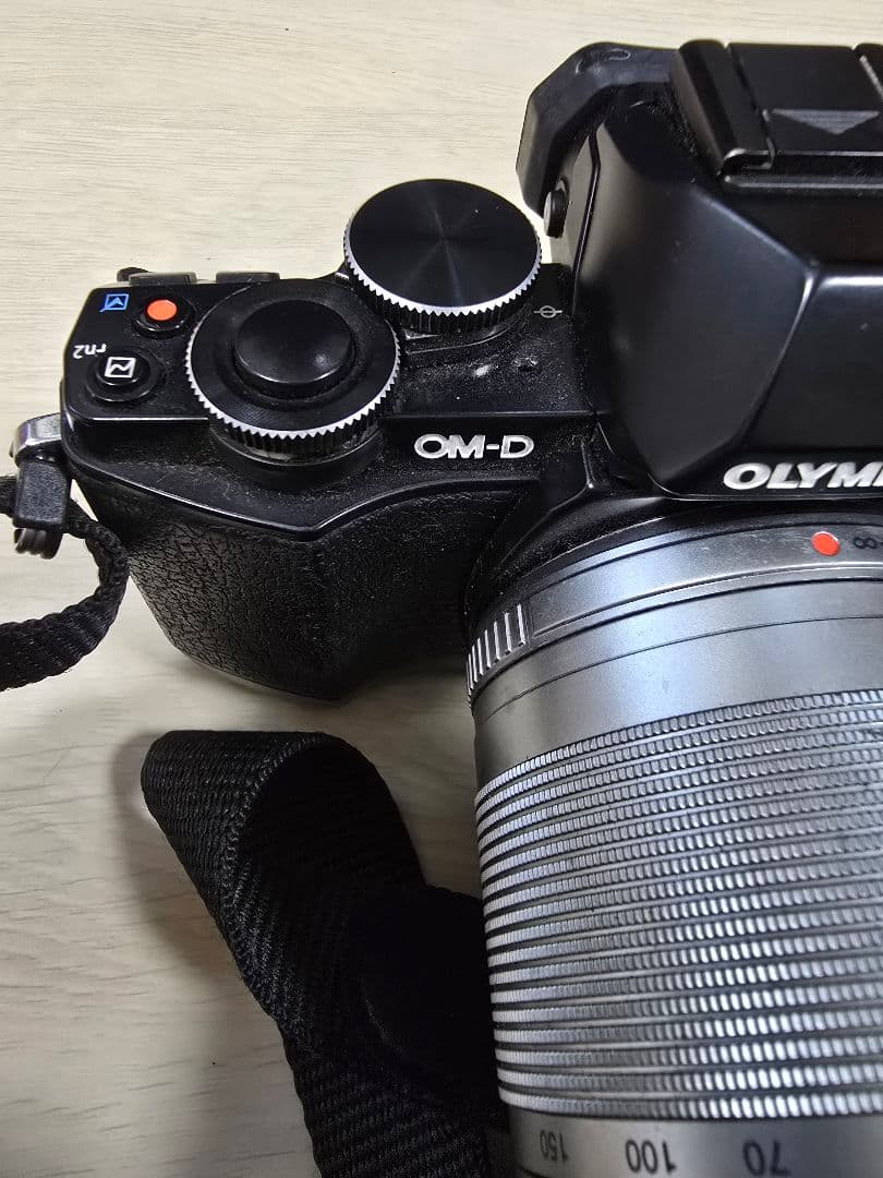 OLYMPUS OM-D E-M10 レンズセット