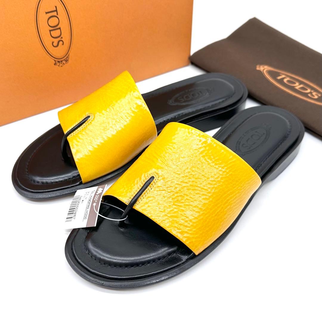 未使用✨TOD'S トッズ フラットサンダル パテントレザー イエロー 23cm
