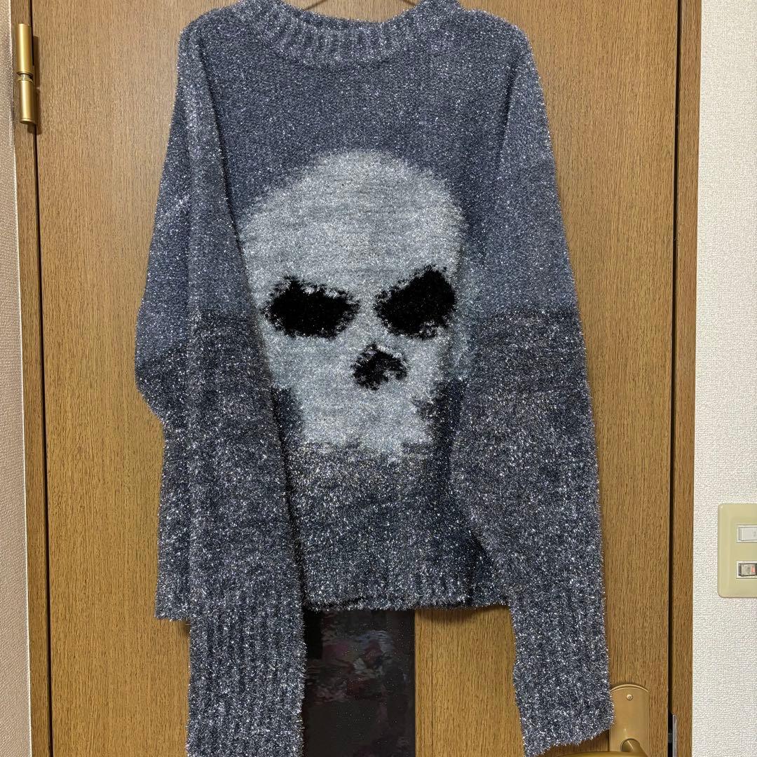 【最終値下げ】新品タグ付き　ERL スカルデザイン グレーラメセーター