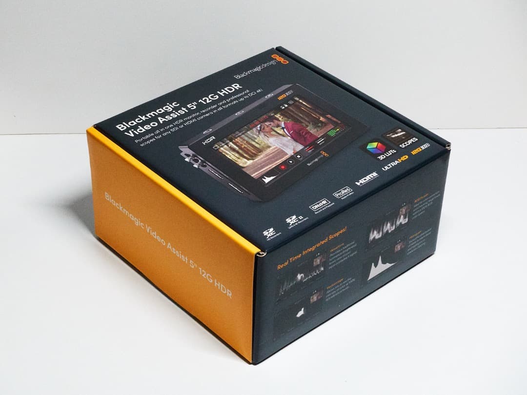 Blackmagic Video Assist 5\" 12G HDR ゲージ付き
