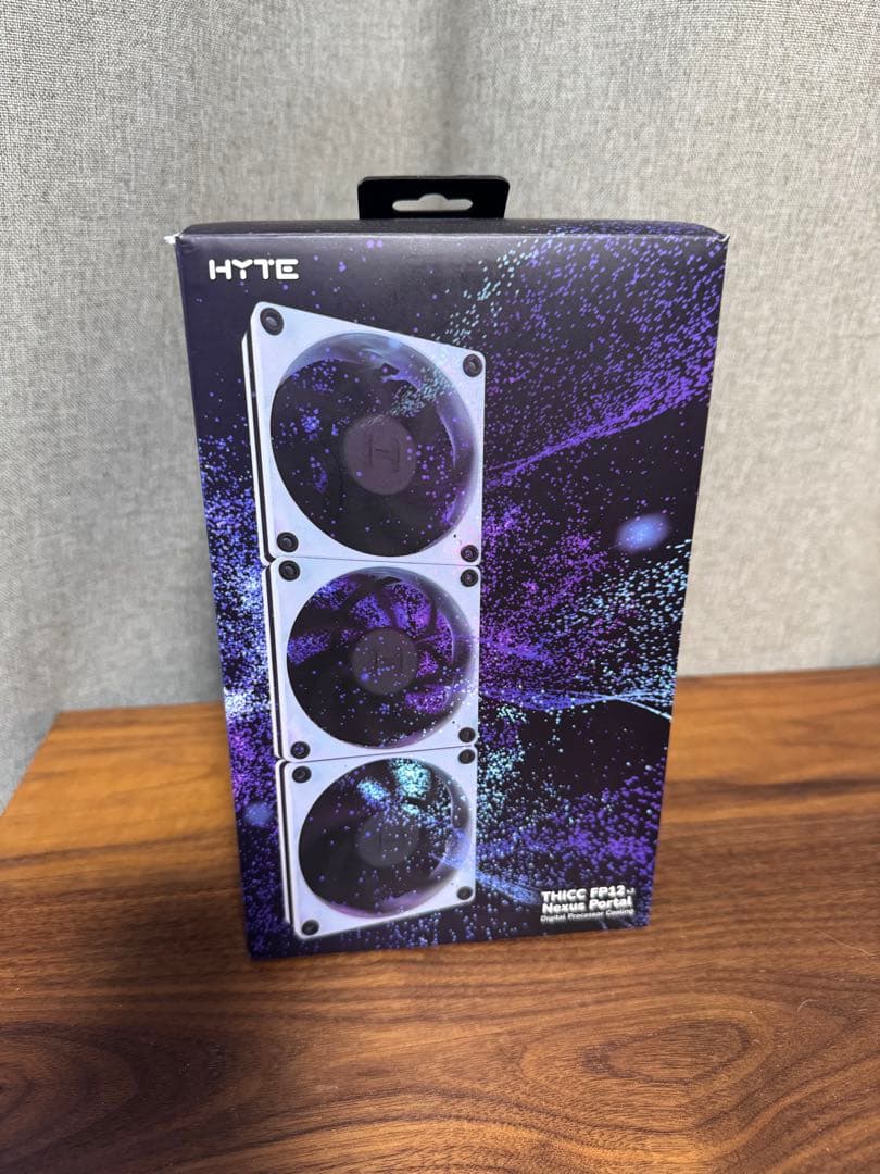 HYTE THICC FP12 x3 Nexus Portal PCケースファン
