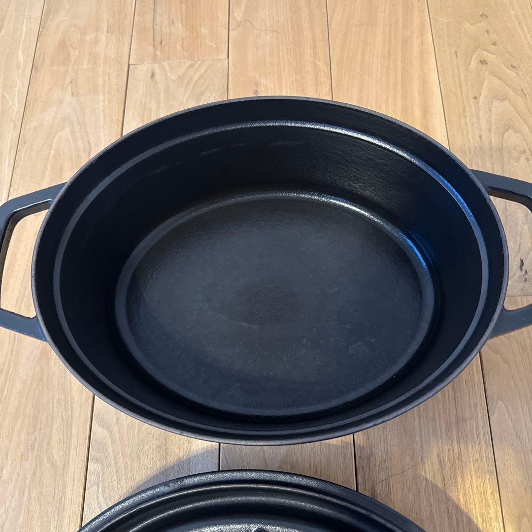 美品　STAUB ココット　鍋 黒　27㎝　ストウブ　オーバル