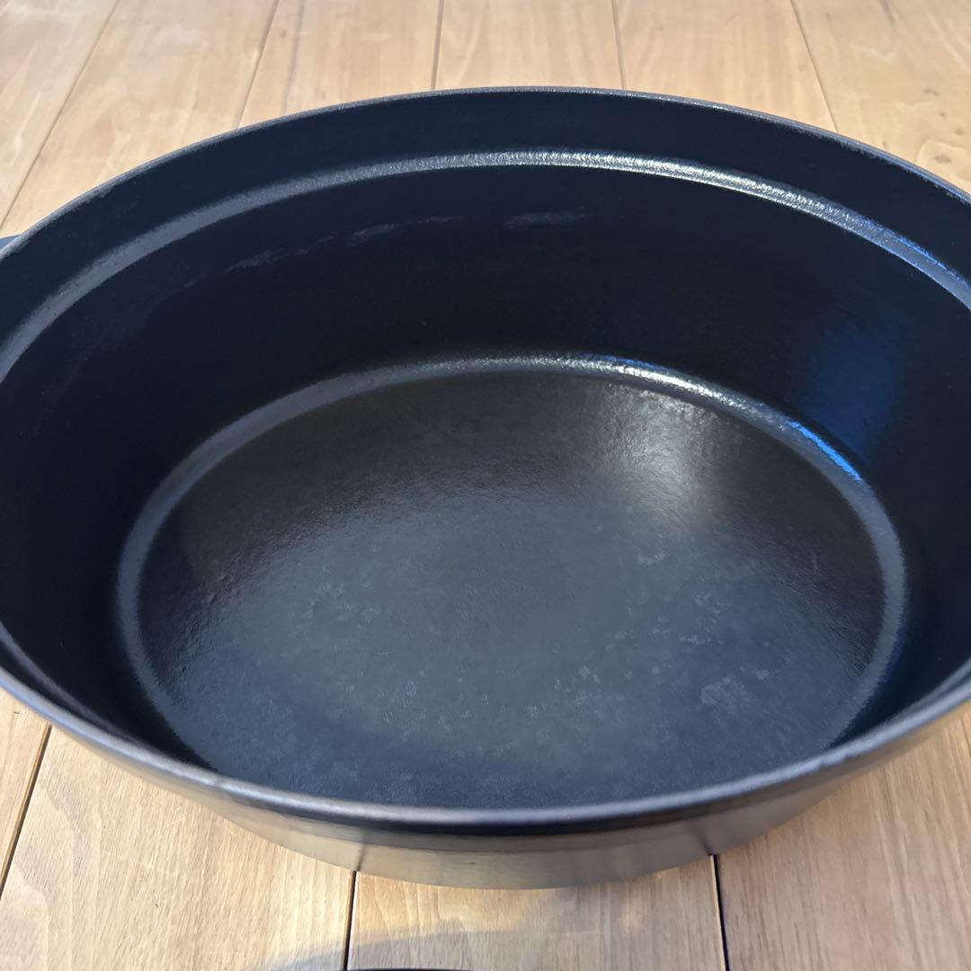 美品　STAUB ココット　鍋 黒　27㎝　ストウブ　オーバル