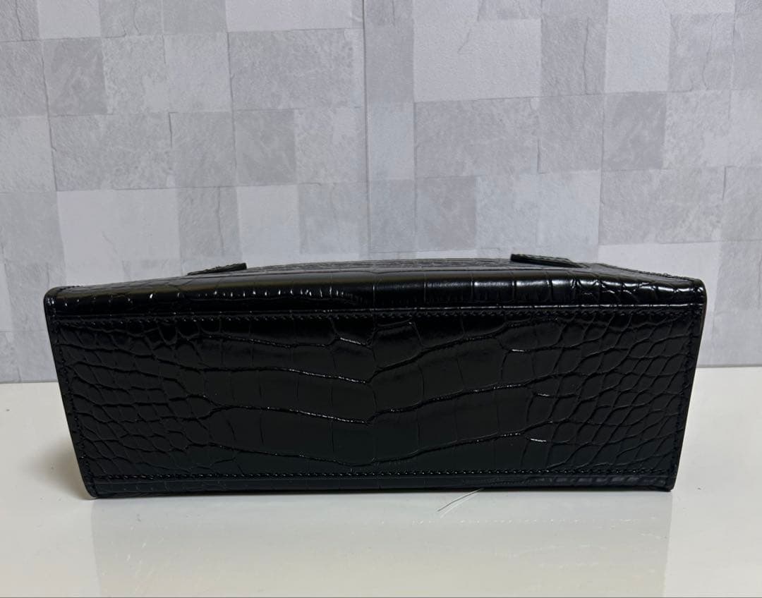 本革　クロコダイル調　レザー クラッチバッグ　ショルダーバック