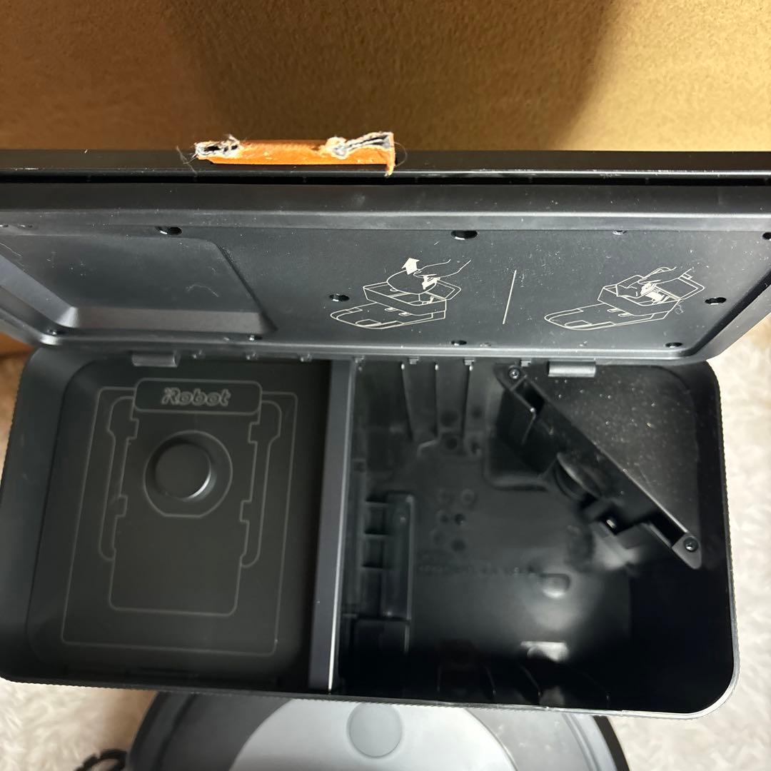 【中古】Roomba ルンバ　J755860 j7＋　ADG-N1 RVE-Y2