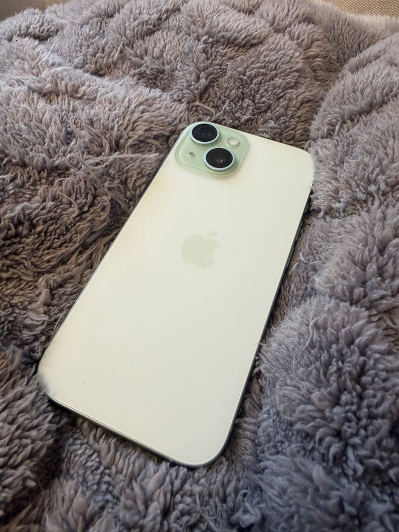 Apple iPhone 15 256gb グリーン