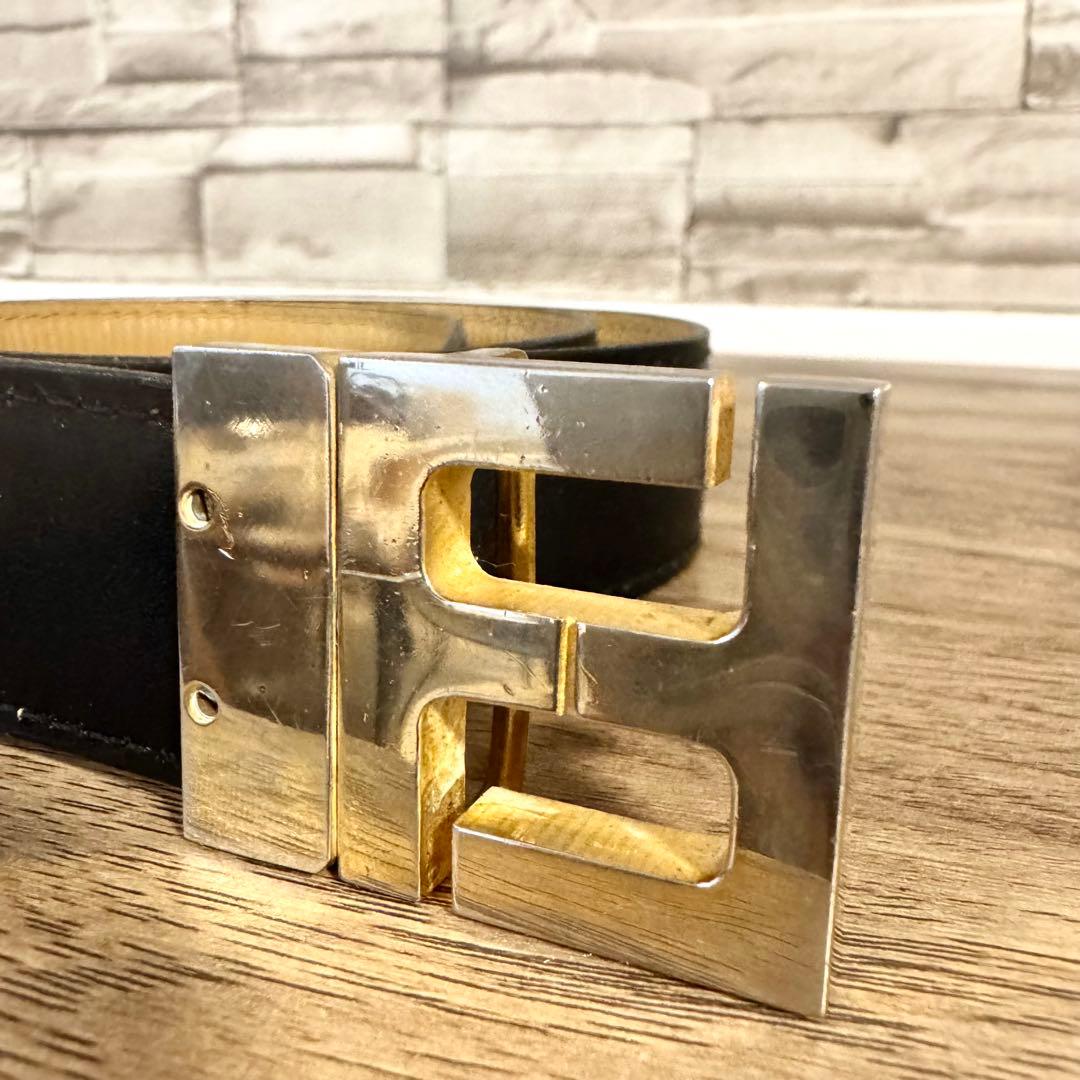 FENDI フェンディ　レディース　ベルト　FF ズッカバックル　ゴールド