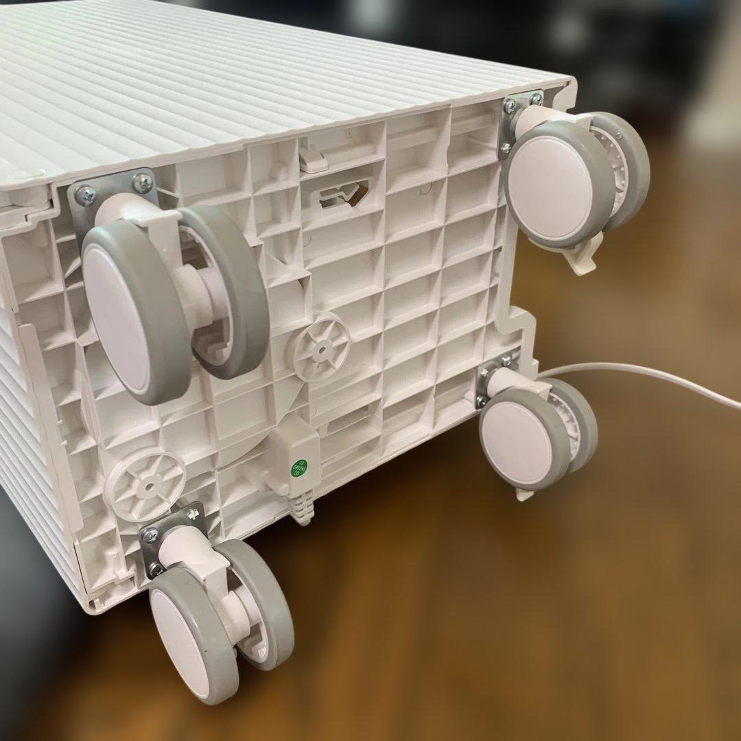 【美品】デザイン × 除湿力　cado 除湿機 型番DH-C7100