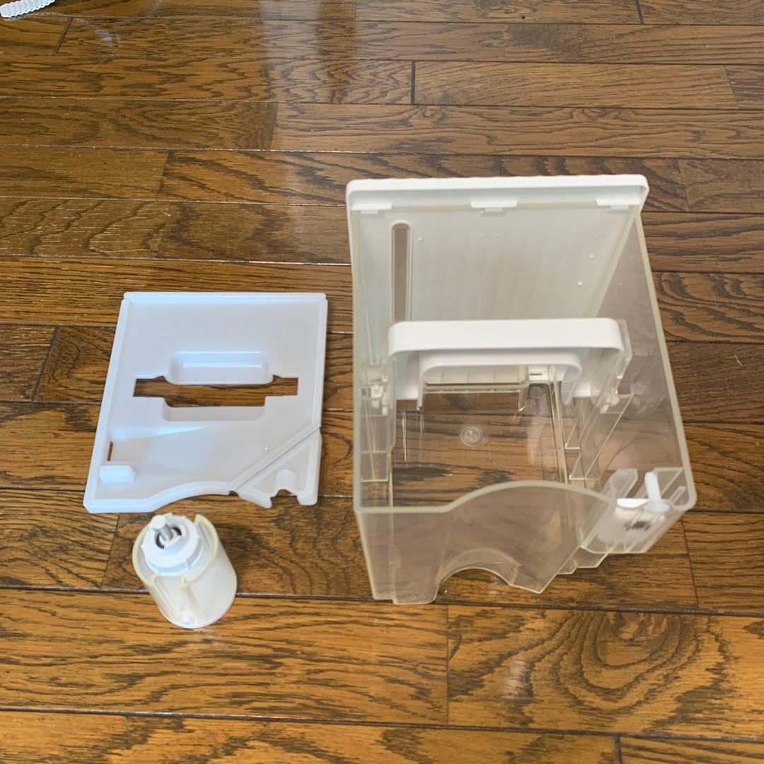 【美品】デザイン × 除湿力　cado 除湿機 型番DH-C7100