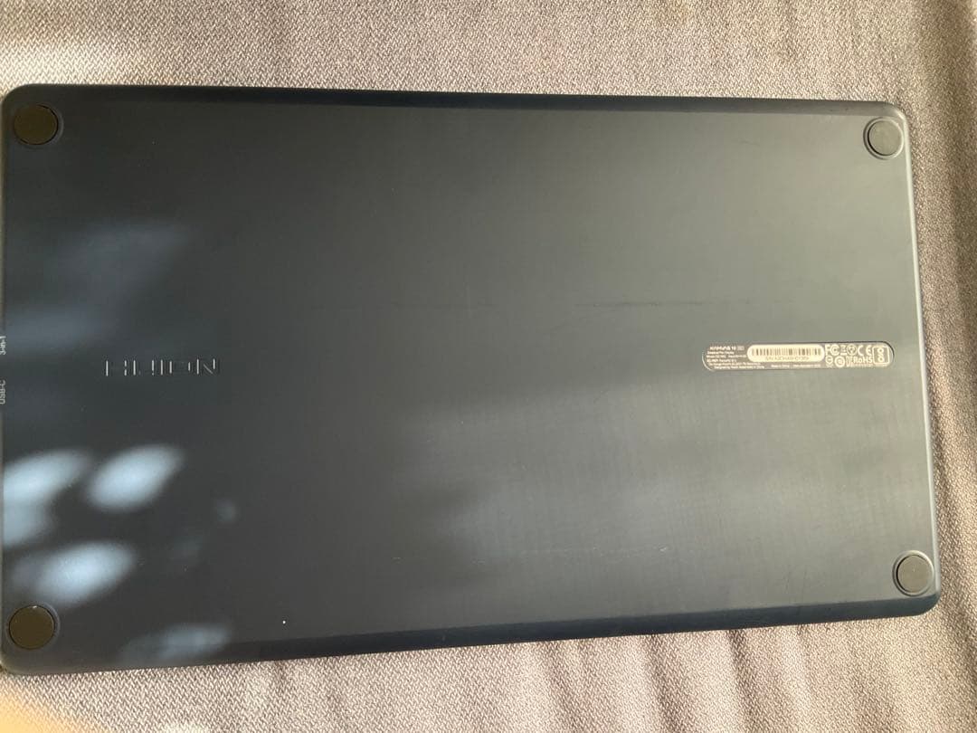 液タブ・ペンタブ HUION KAMVAS 16(2021)