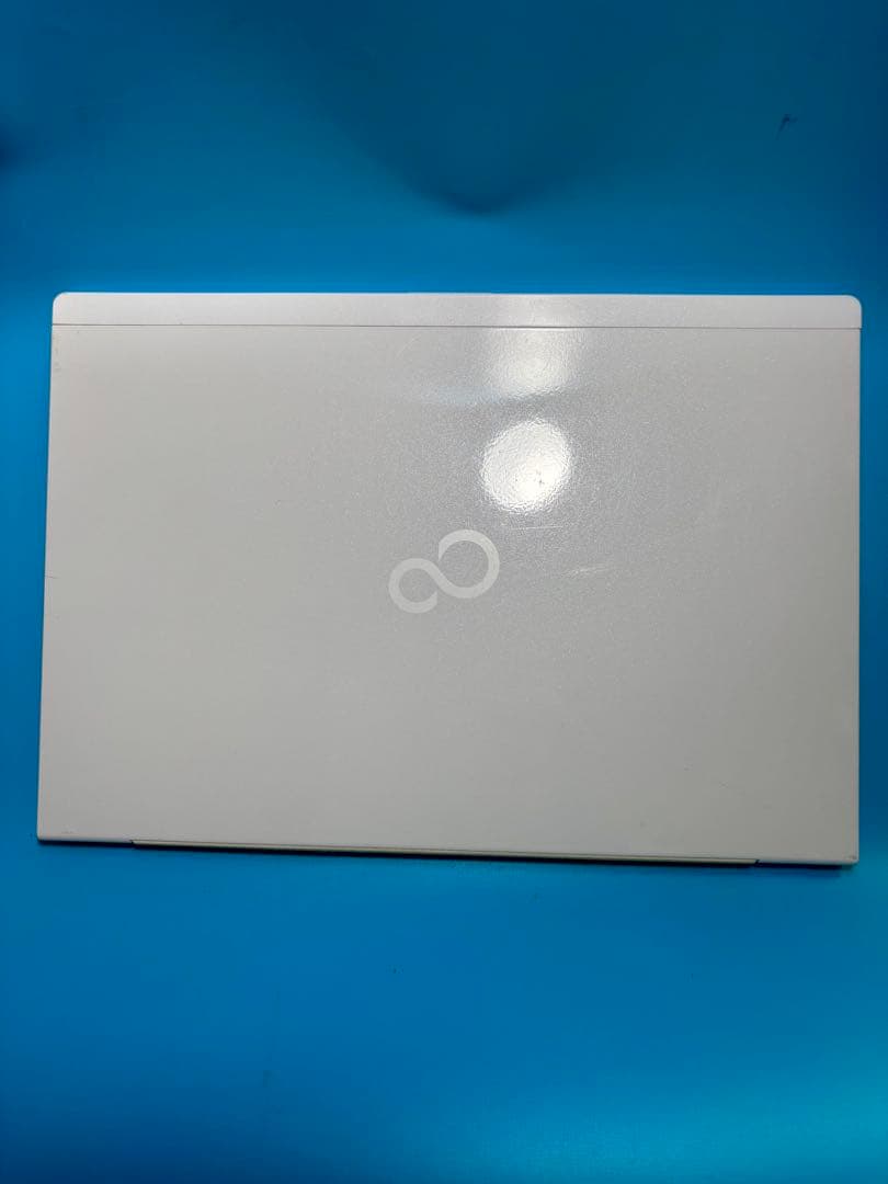 富士通 LIFEBOOK UH75/B3 i7 8550U SSD 2T 20G