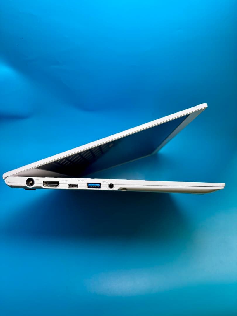 富士通 LIFEBOOK UH75/B3 i7 8550U SSD 2T 20G