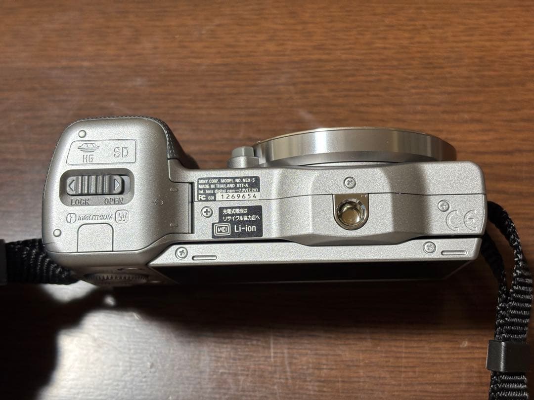 SONY NEX-5 16mm広角薄型レンズ付き 動作確認済み 美品