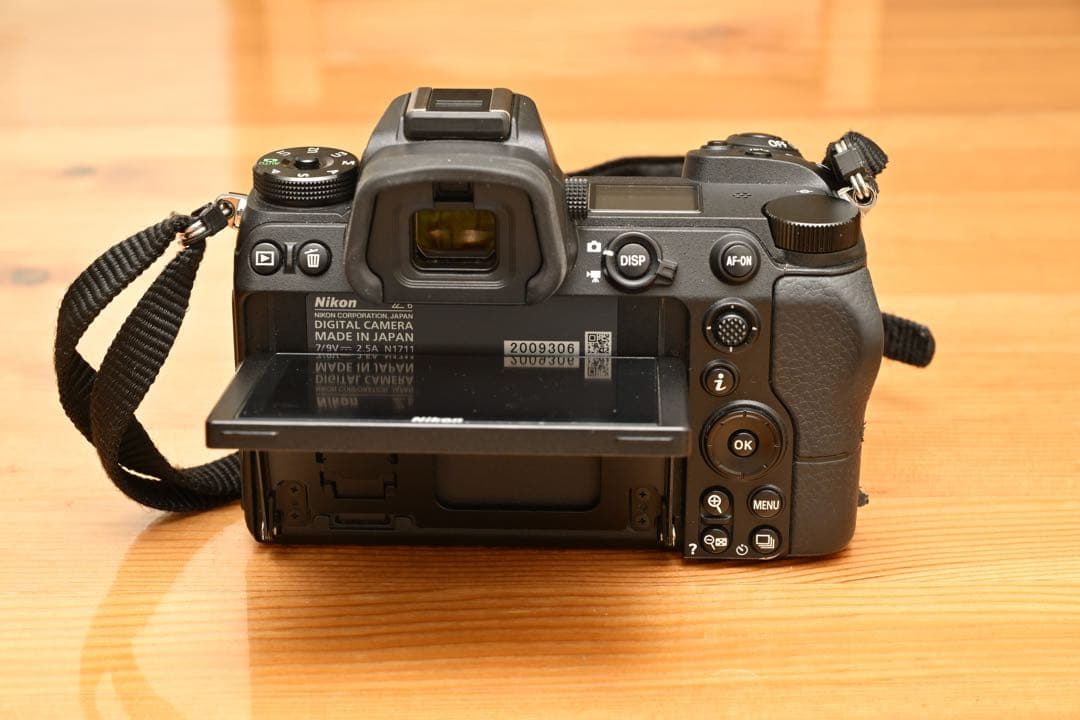 Nikon Z 6 ミラーレス一眼カメラ ボディ セット