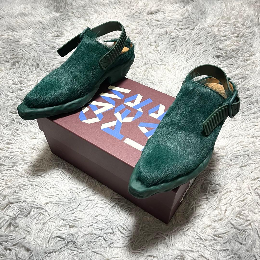 【未使用に近い】CAMPERLABラバーミュール 緑〈定価81,400円〉