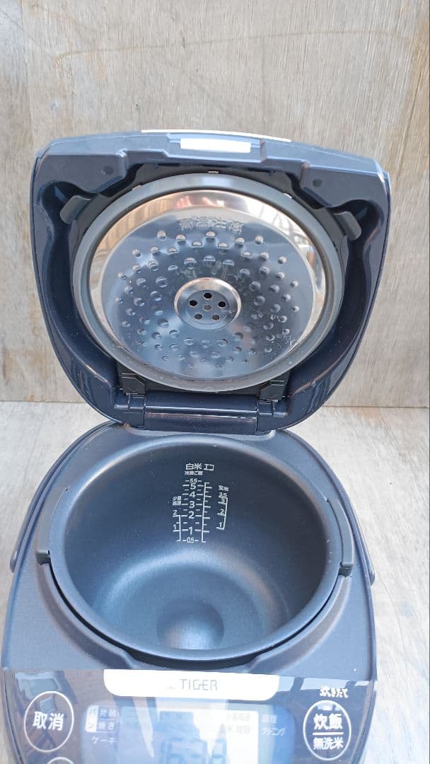 TIGER タイガー IHジャー炊飯器 JPW-T100 23年製