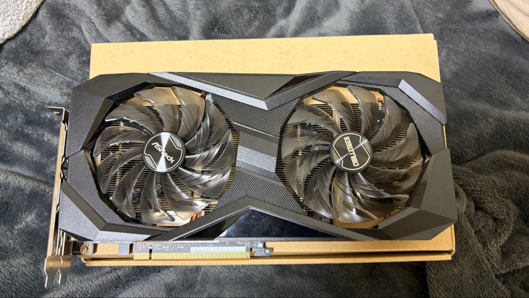 グラフィックボード・グラボ・ビデオカード ASRock Radeon RX 6600XT