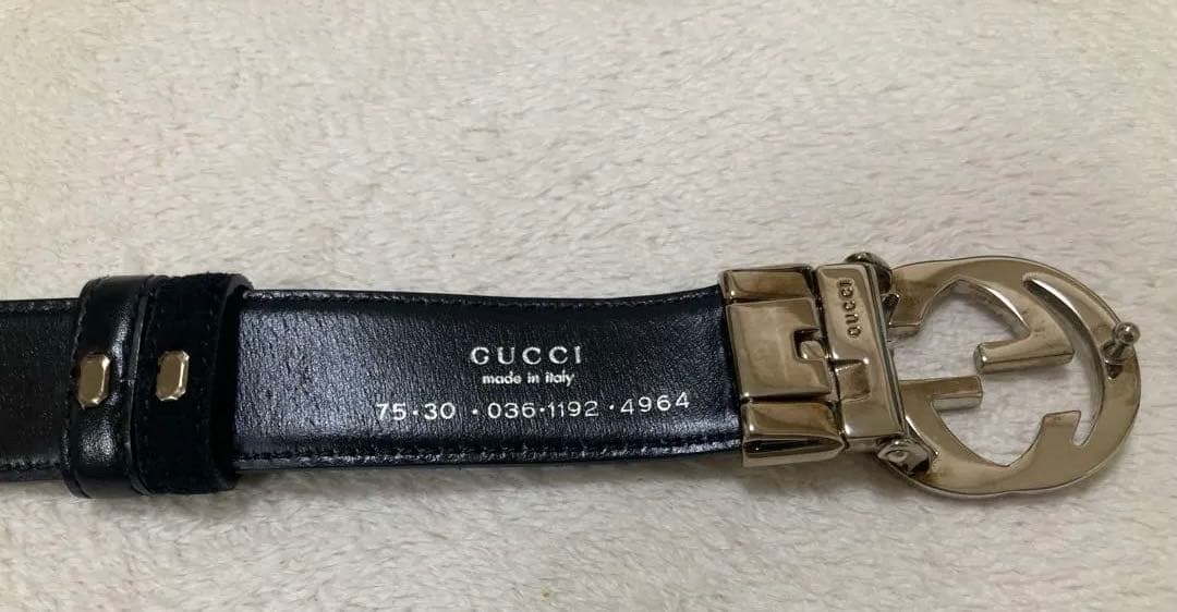 GUCCI レザーベルト 75/30