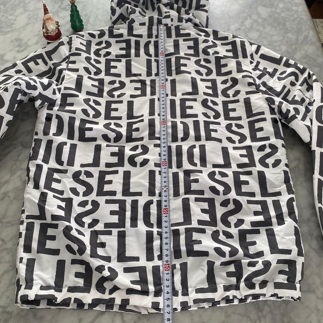 りんごママ　ディーゼル　16Y（160〜）総ロゴ　ナイロンパーカー