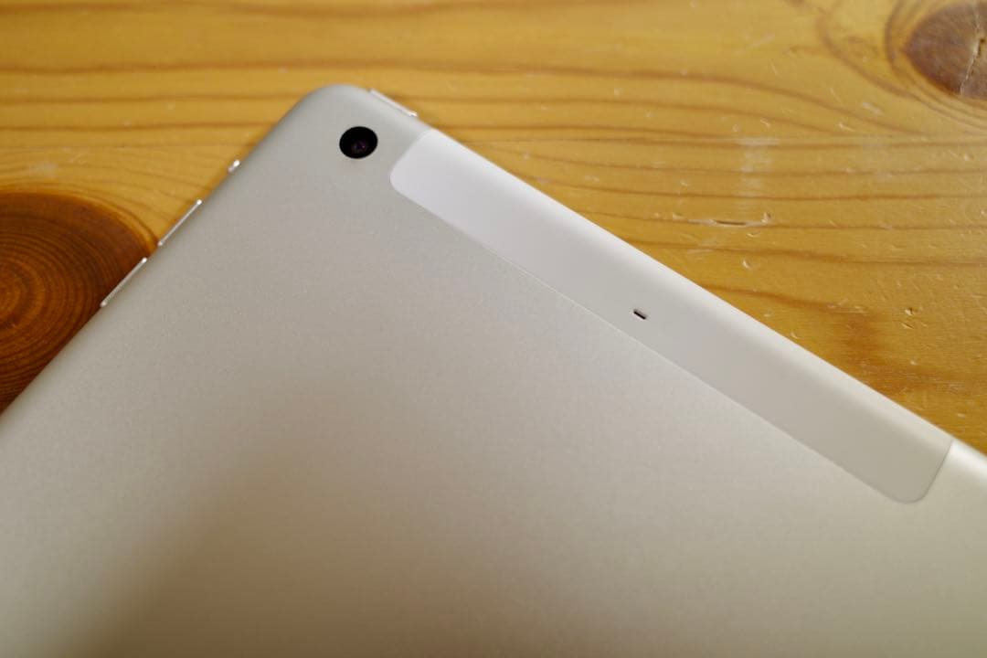 iPad mini3 Wi-Fi+Cellular 128GB シルバー