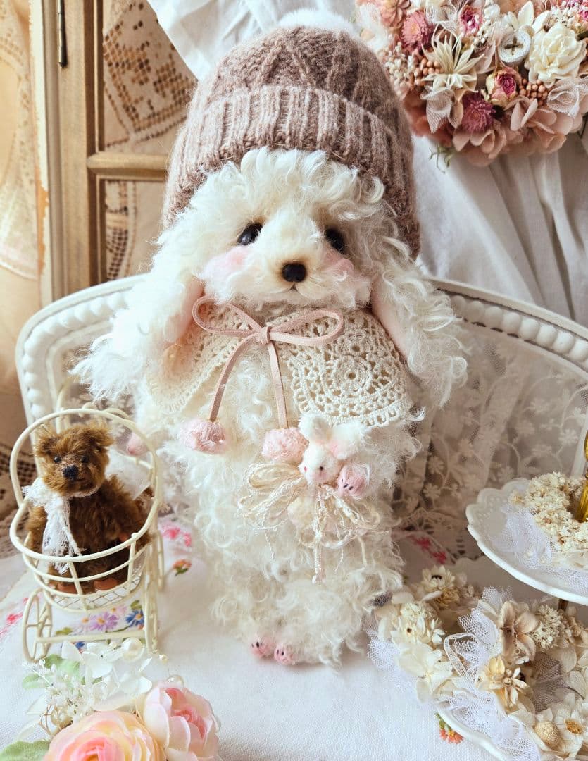 ミルク色のトイプードルちゃん毛糸のお帽子&ストールおめかしstyle テディベア